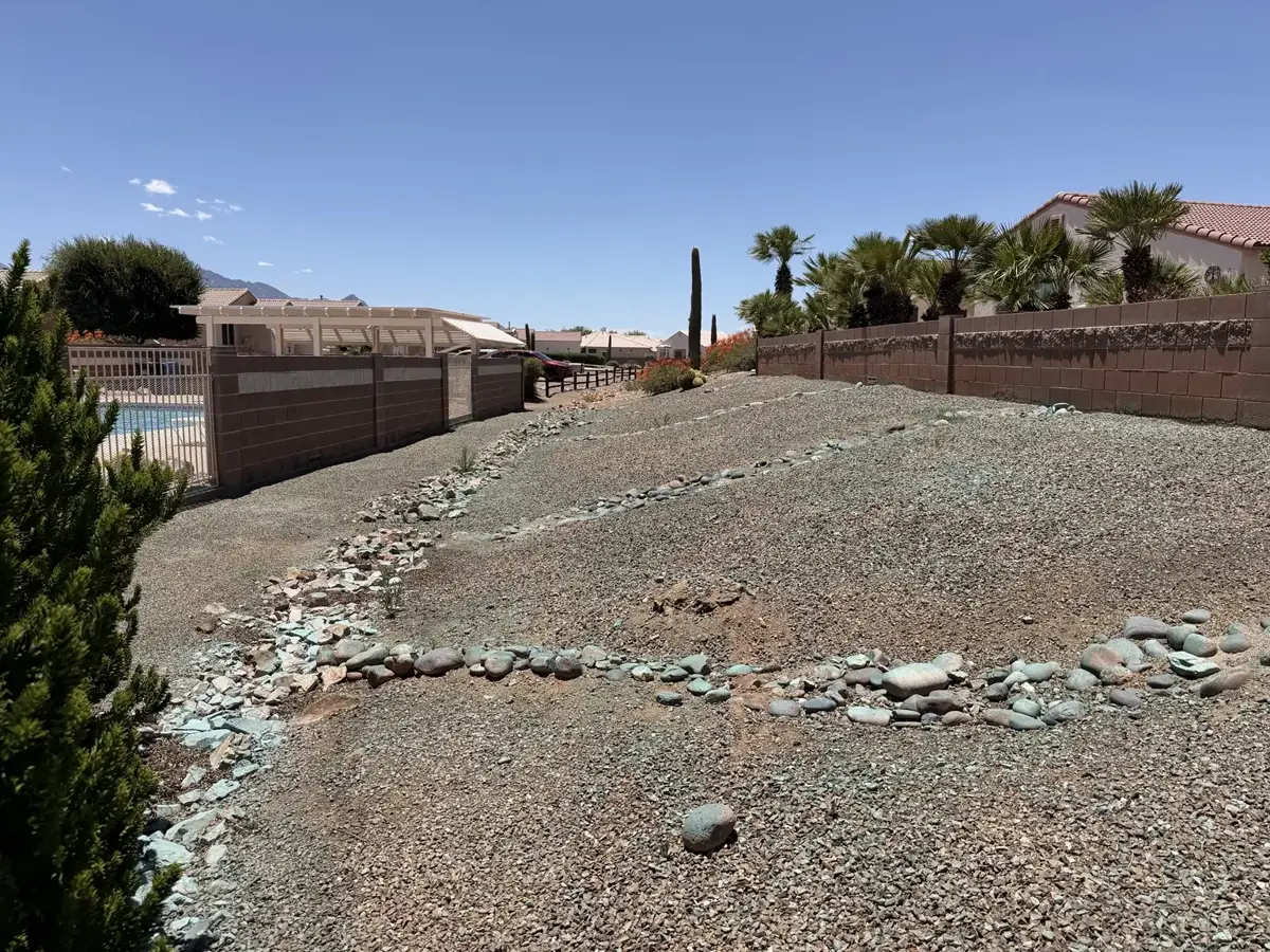 HOA and community property photo · view 5