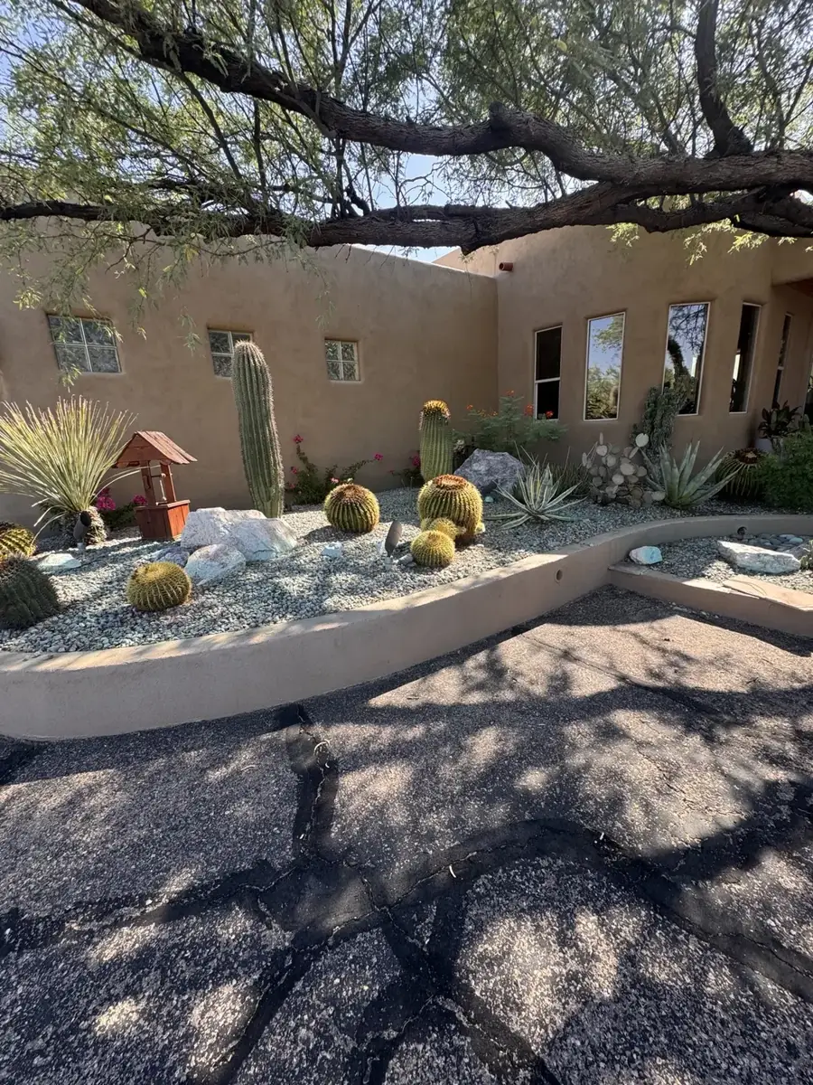 Residential property photo · view 2