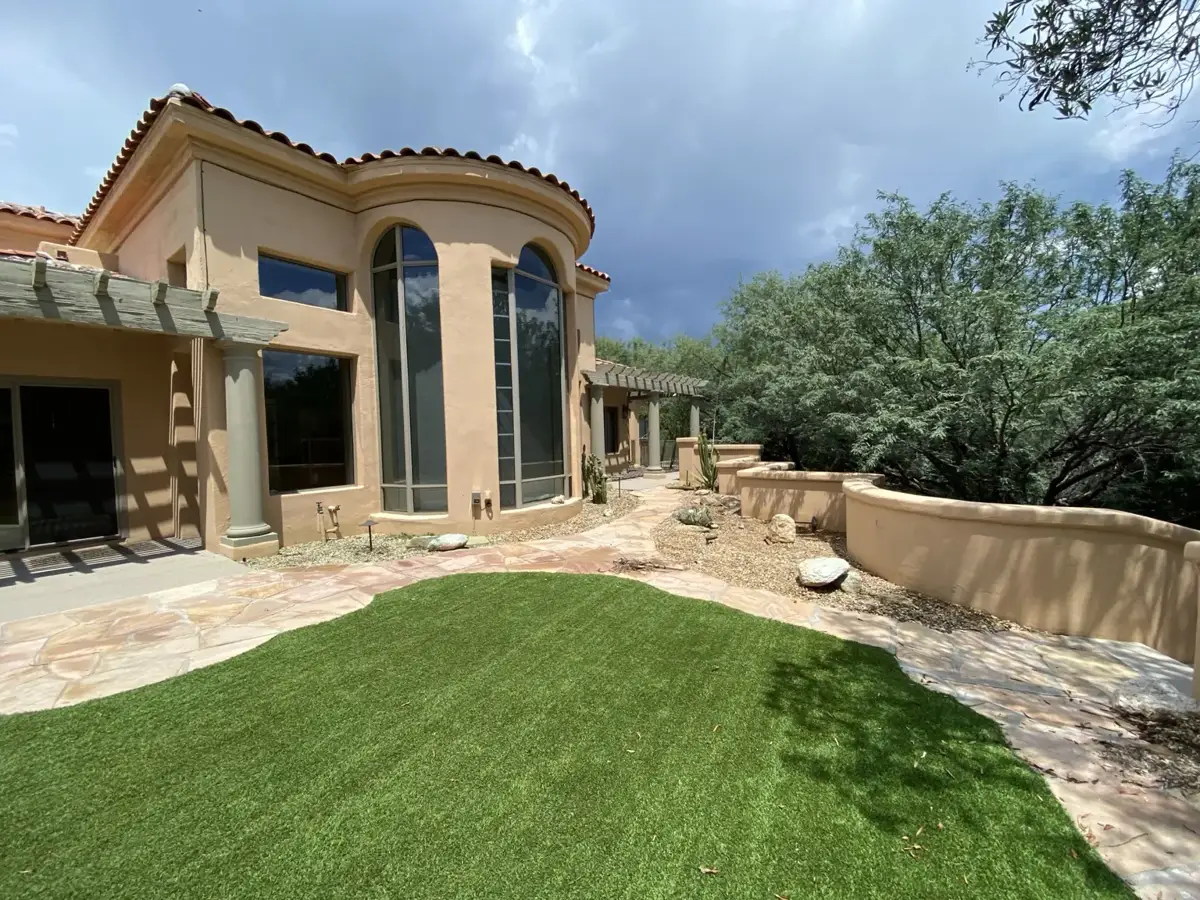 Residential property photo · view 31