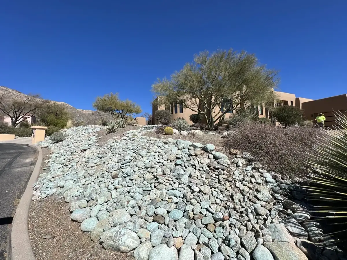 Residential property photo · view 43