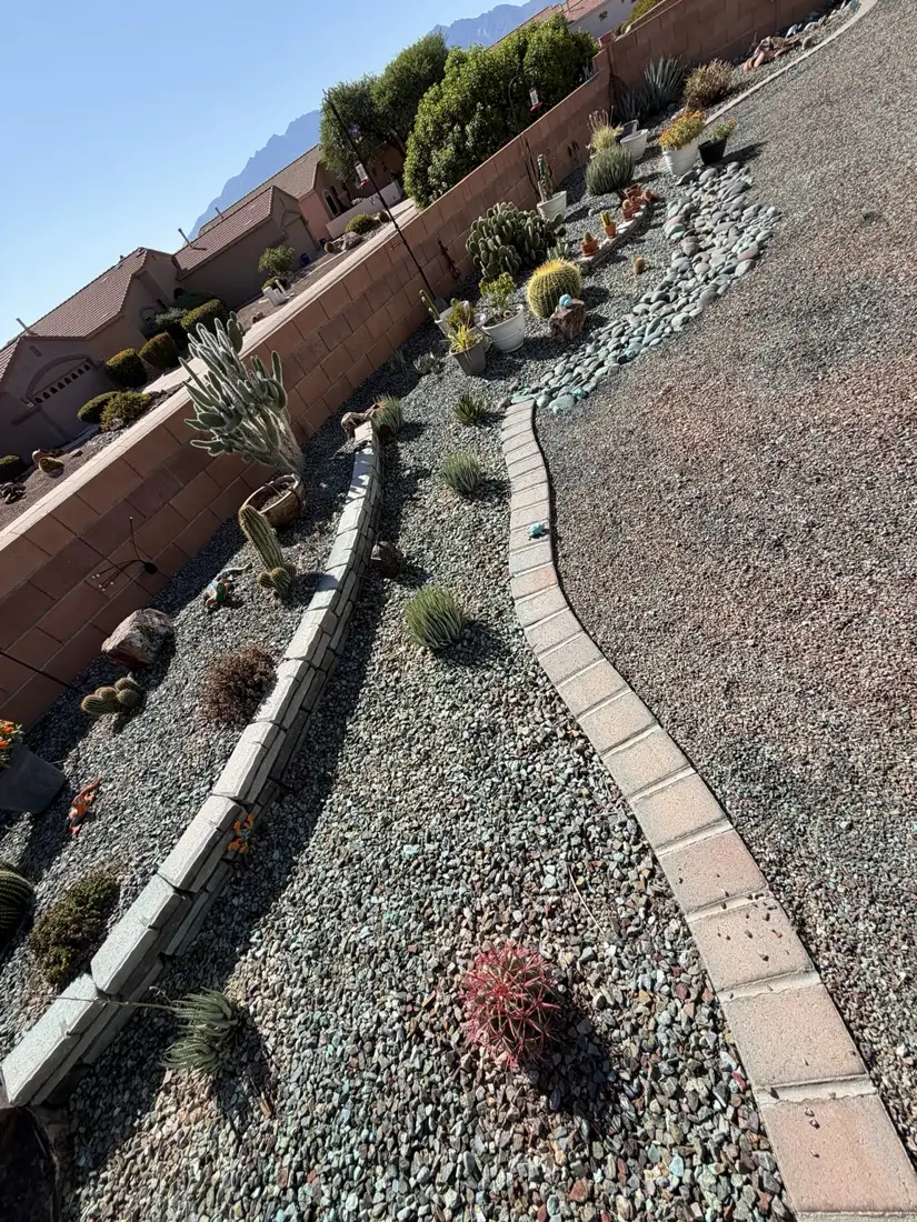 Residential property photo · view 60